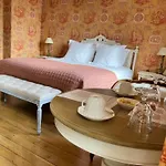 Bed & Breakfast Le Clos D 'ay 4*