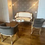 Le Clos D 'ay Bed & Breakfast 4*