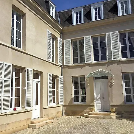 Bed & Breakfast Le Clos D 'ay 4*
