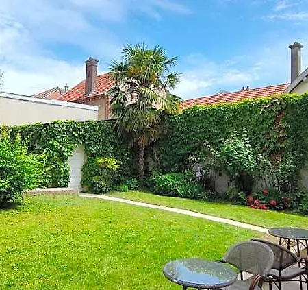 Bed & Breakfast Le Clos D 'ay Ay-Champagne