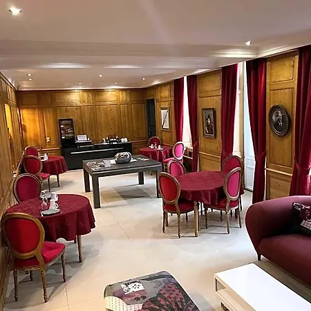 Le Clos D 'ay Bed & Breakfast