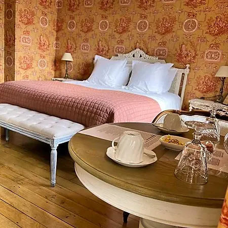 Bed & Breakfast Le Clos D 'ay 4*