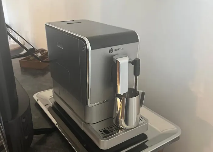 Le Clos D 'ay Ay-Champagne