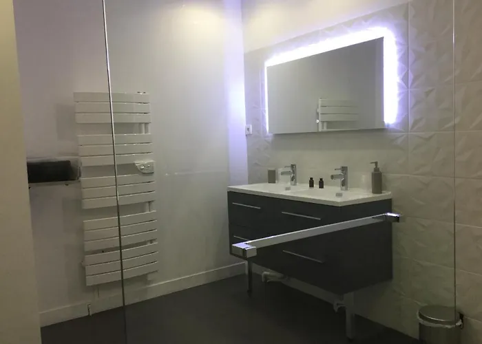 Frühstückspension Le Clos D 'ay Ay-Champagne